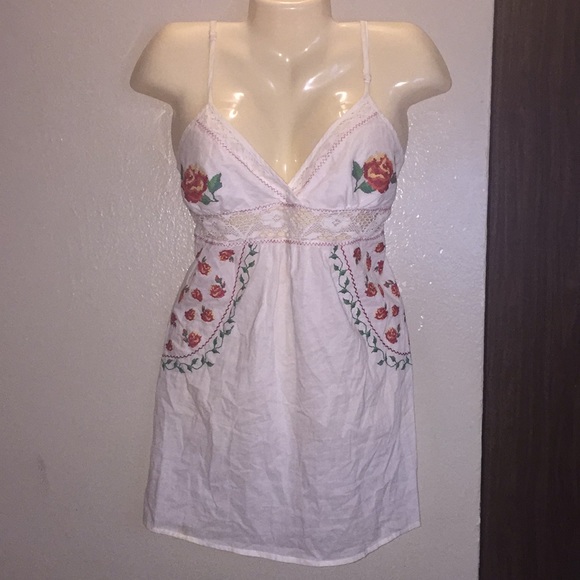 twentyone Dresses & Skirts - SPRING BREAK SALE 🌸 Little Summer Dress 🌸
